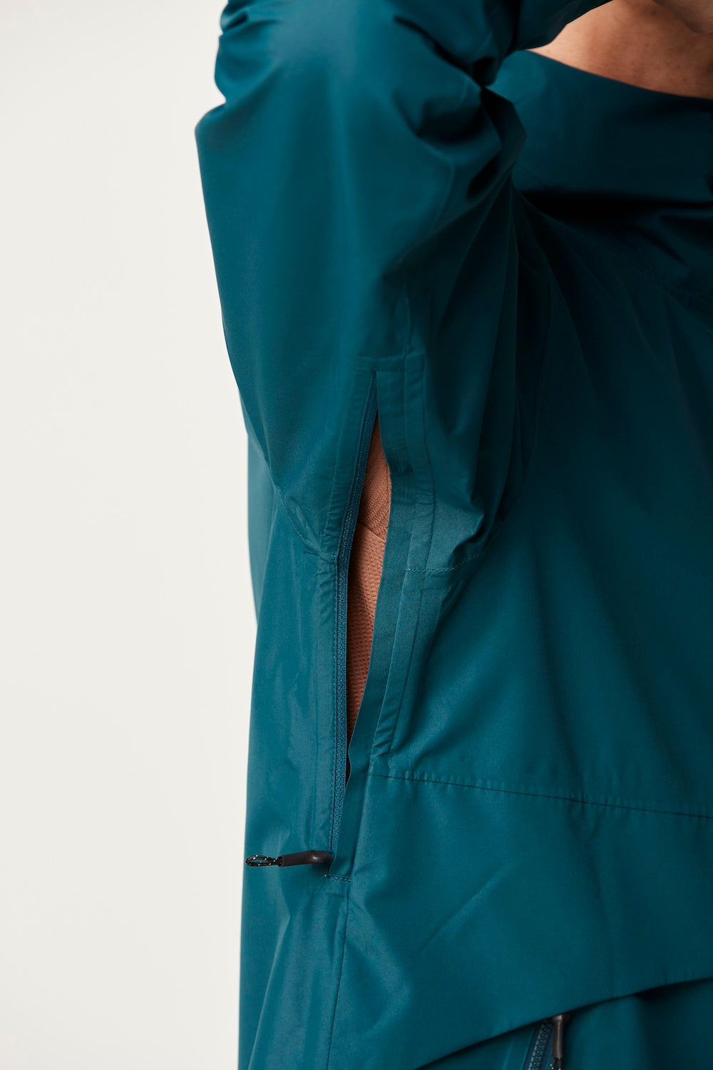 VOLUTE 2.5L JKT