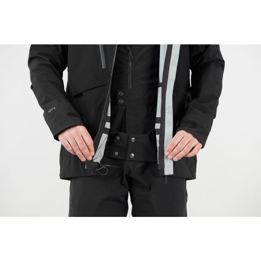 DEMAIN JKT BLACK