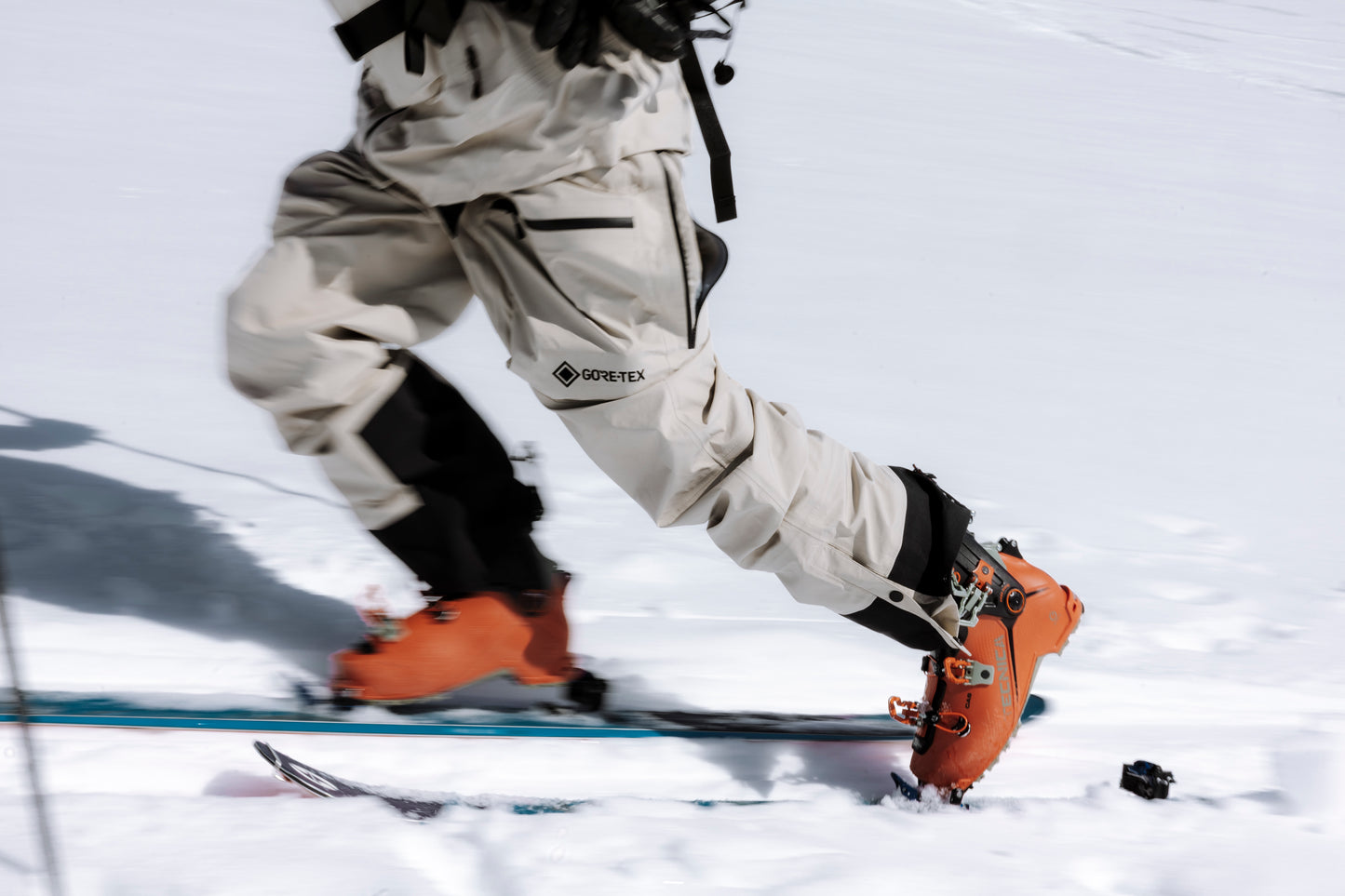 25FW HURON GORE TEX BIB PANTS