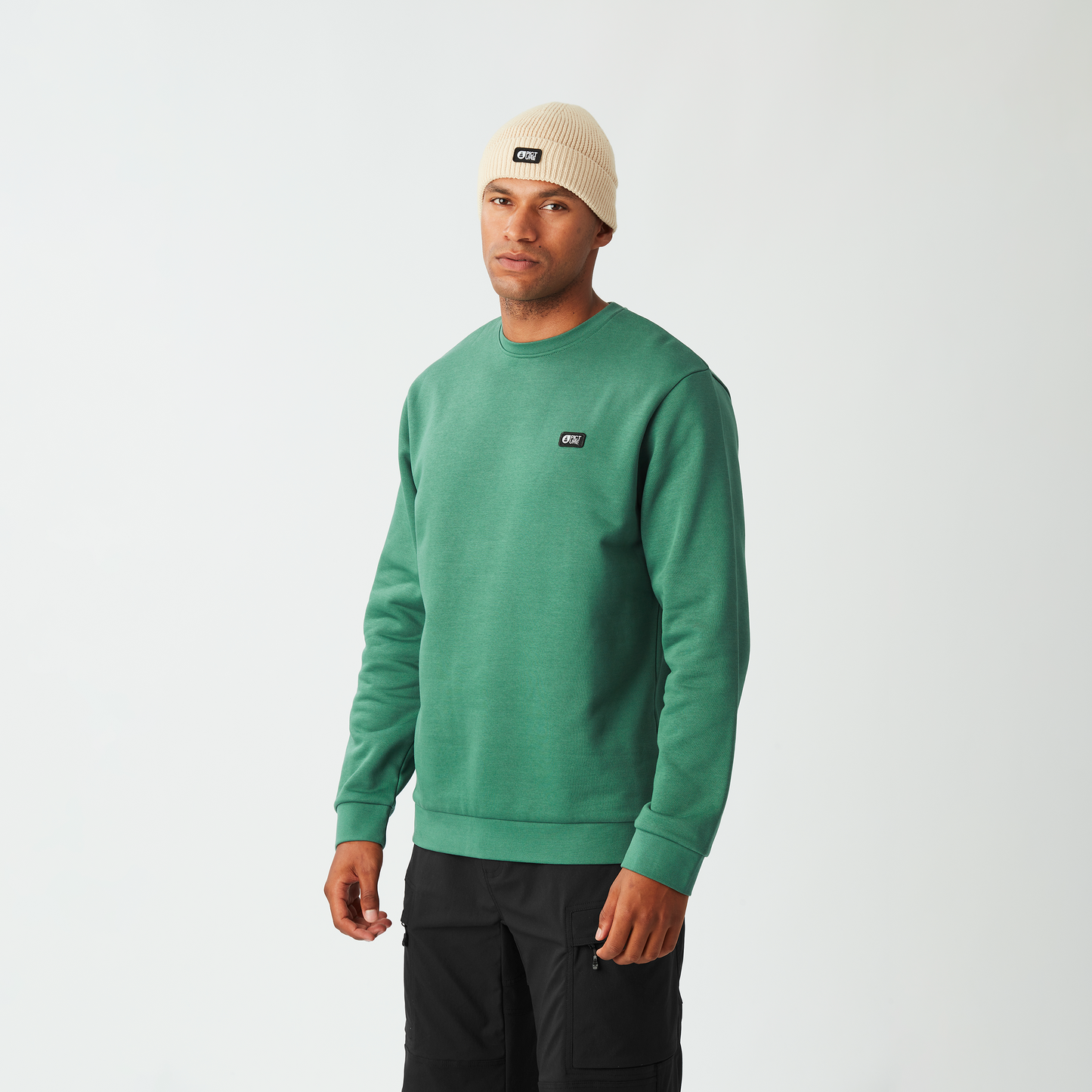 25FW ESSENTIAL CREW