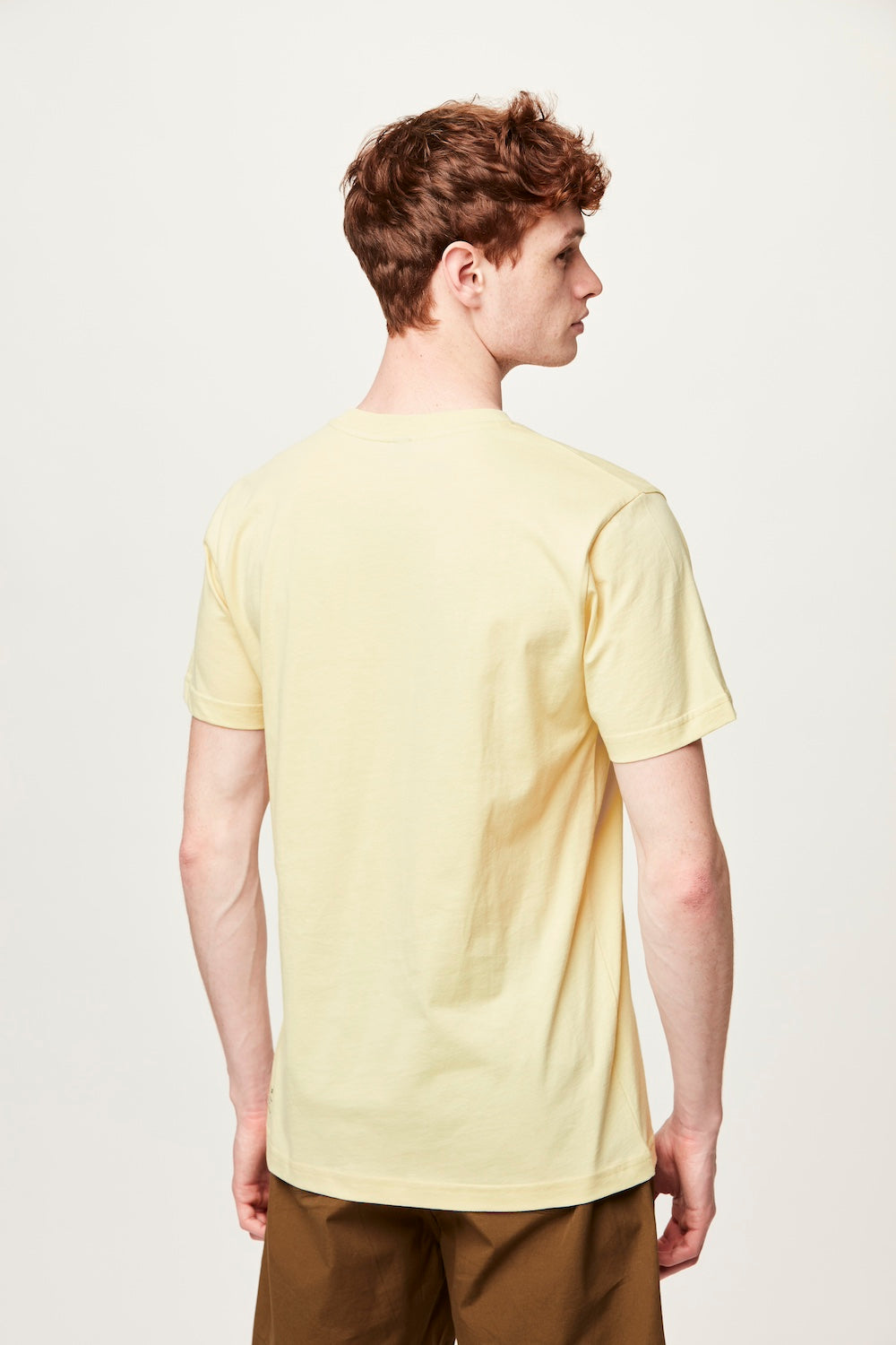 BASEMENT MUSTARD TEE