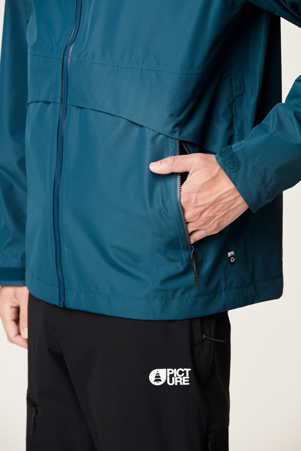 VOLUTE 2.5L JKT