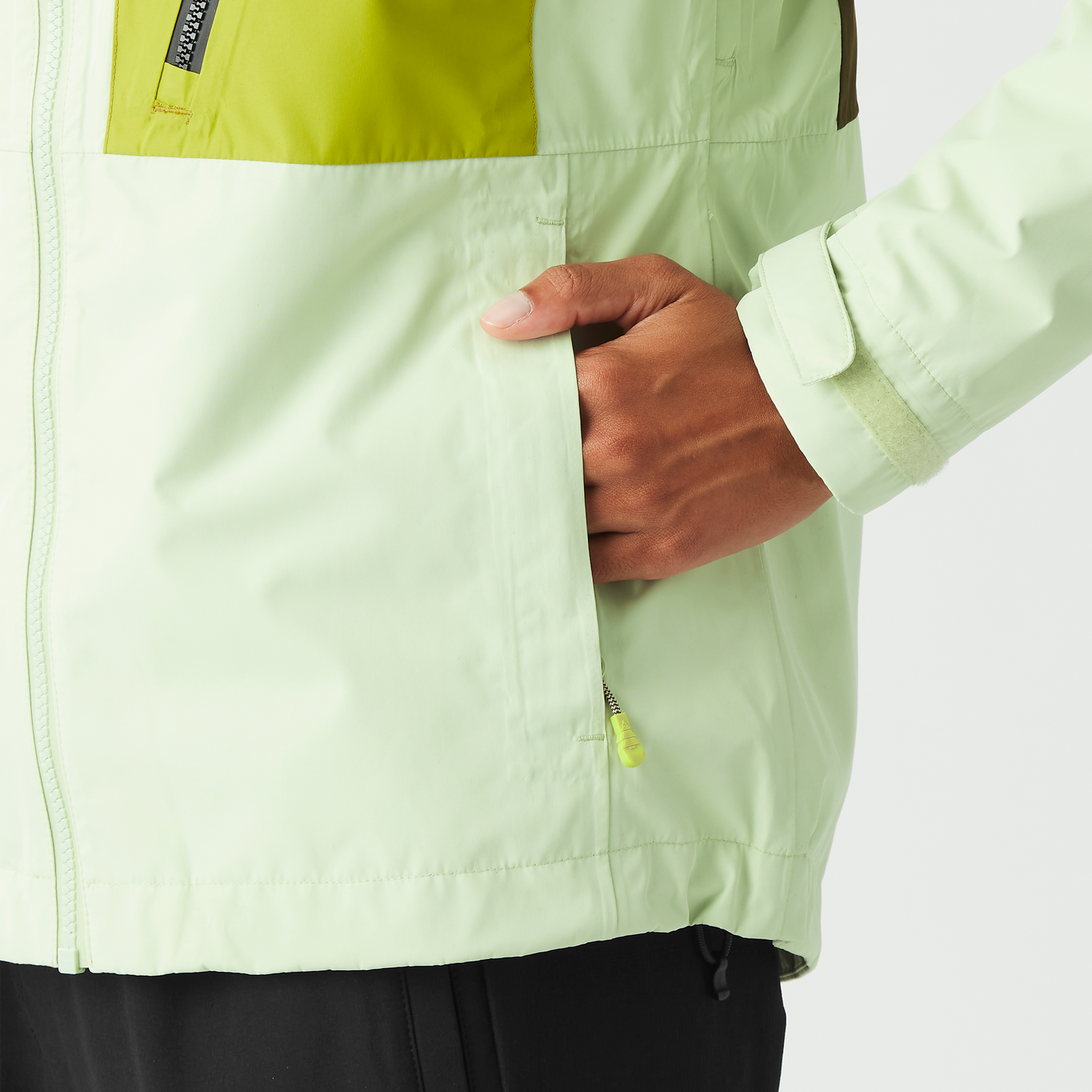 25FW ABSTRAL+ 2.5L W JKT