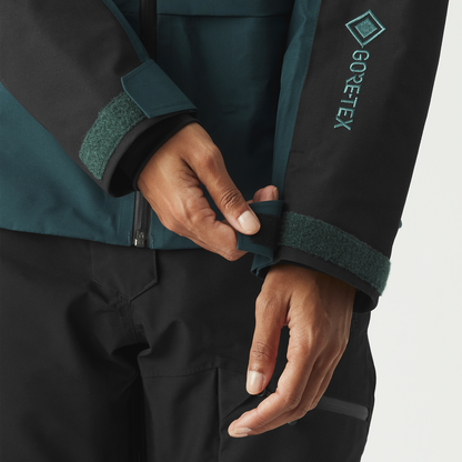 25FW GRAVITA GORE TEX 3L JKT