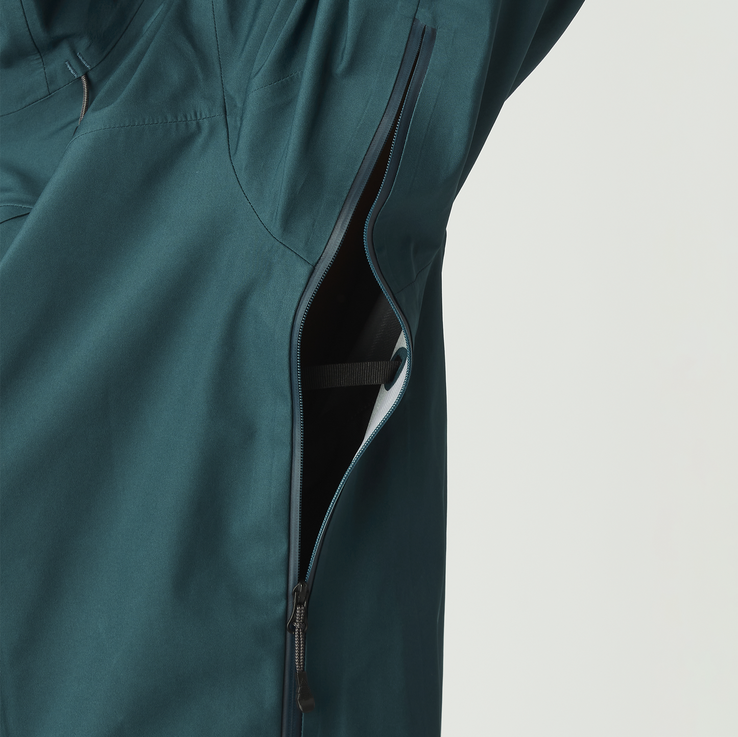 25FW GRAVITA GORE TEX 3L JKT