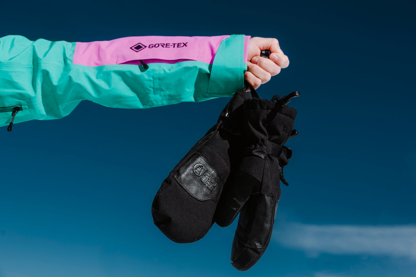 25FW GRAVITA GORE TEX 3L JKT