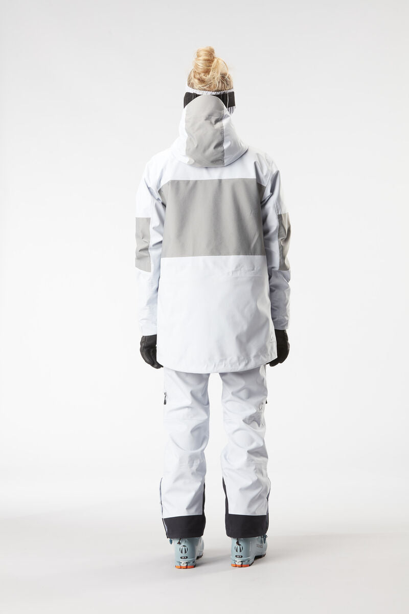 QUEYA 3L JKT